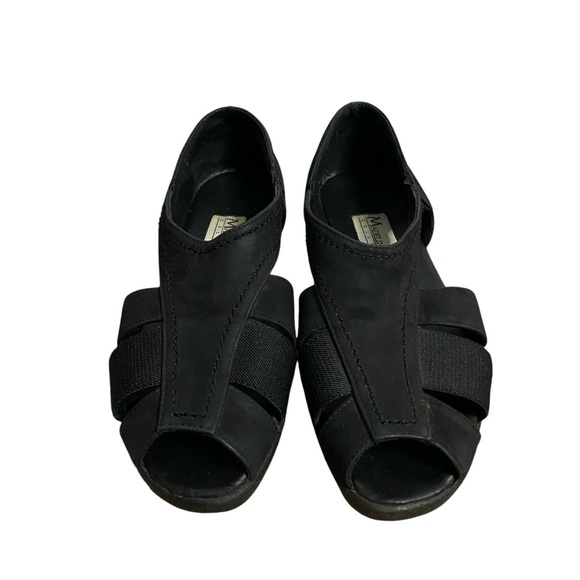 Madeline Stuart Women's Black Leather Slip-on Sandals - Picture 1 of 7